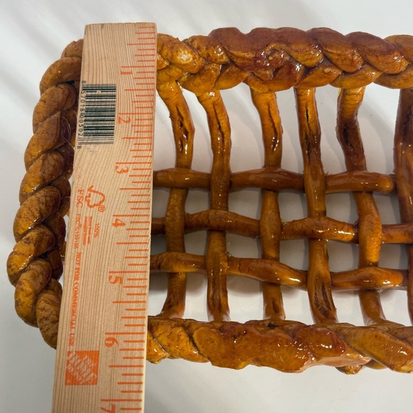 Unique Basket Weave Bread Basket Bowl Brown Beige Realistic - Picture 11 of 12